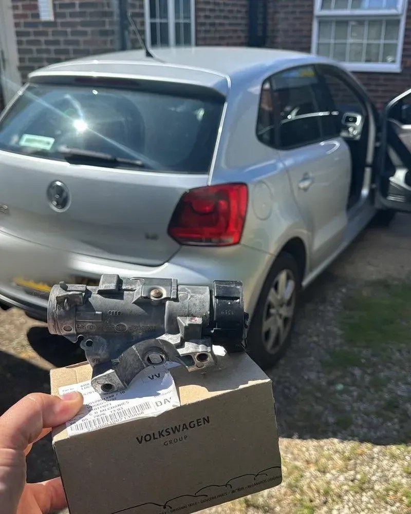 Removed VW Polo ignition barrel and replacement lock parts on the job