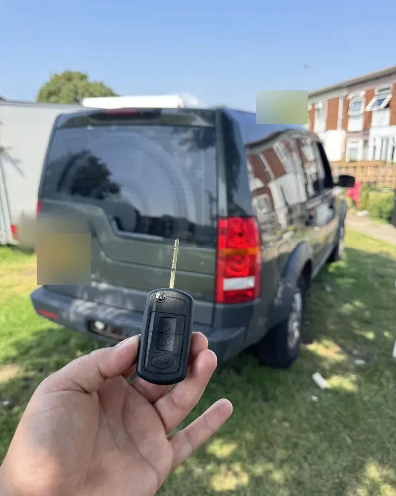 Land Rover Discovery key supplied at the roadside in Essex